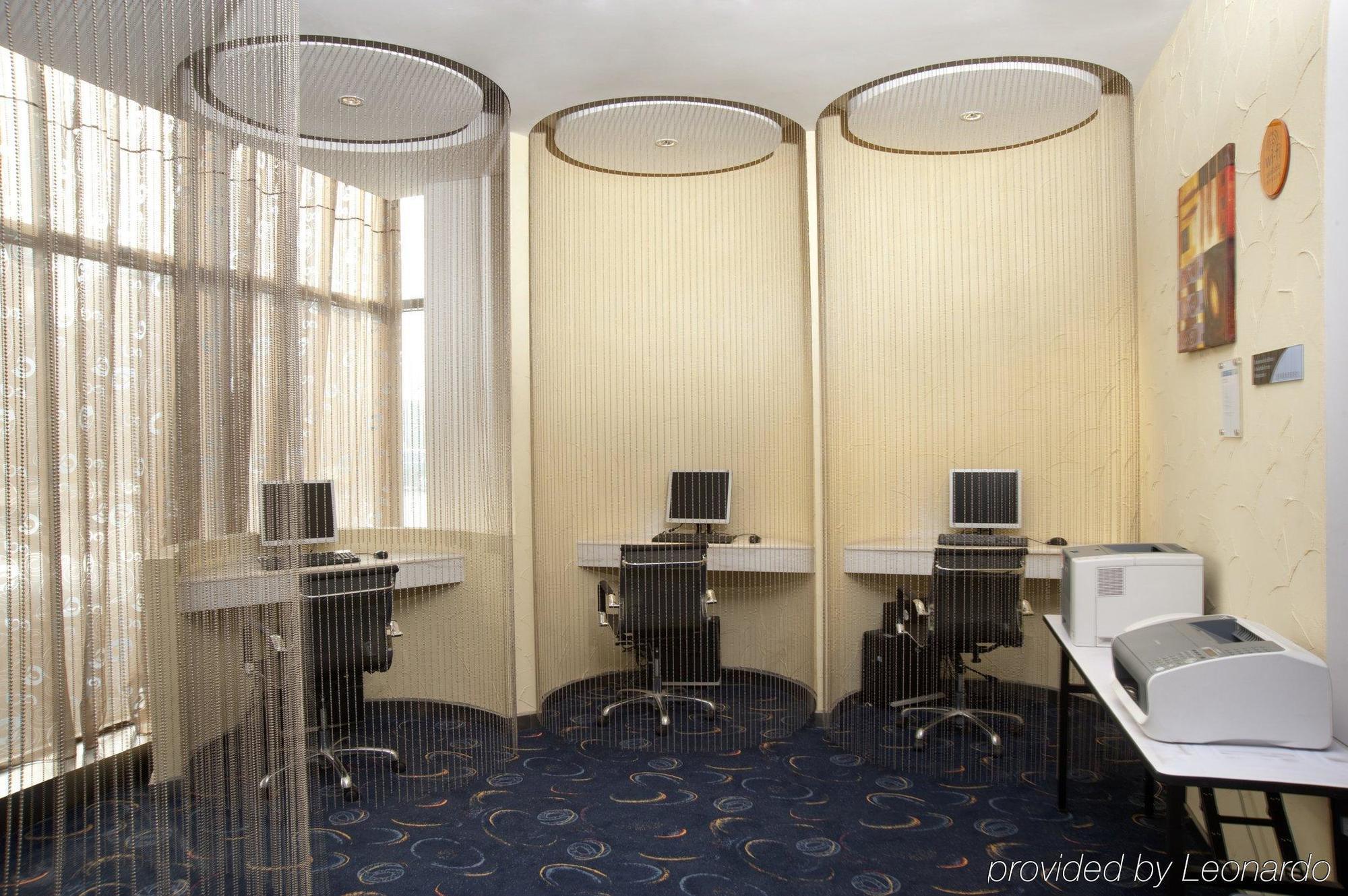 Holiday Inn Express Tianjin Binhai Ανέσεις φωτογραφία