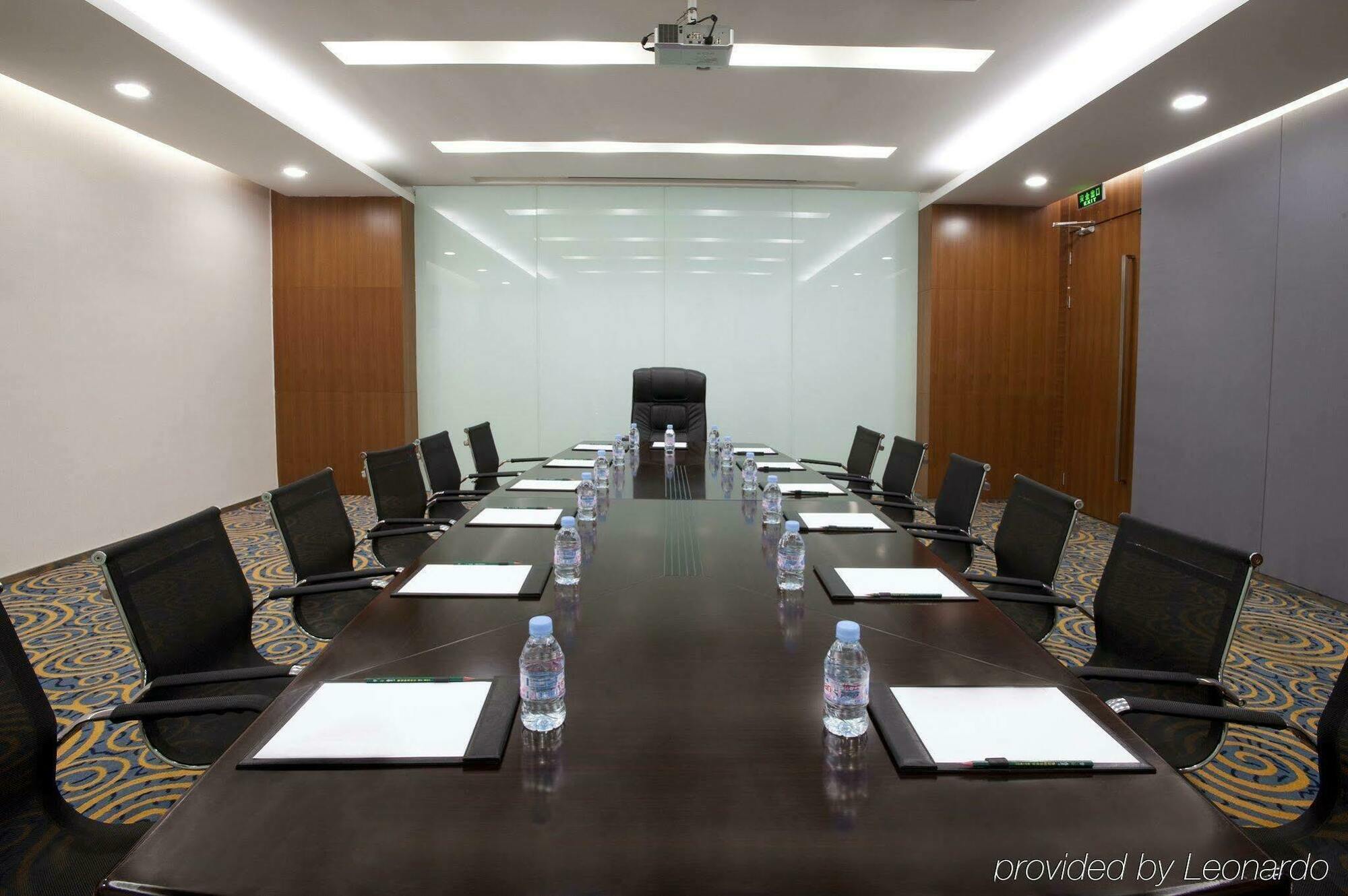 Holiday Inn Express Tianjin Binhai Εξωτερικό φωτογραφία